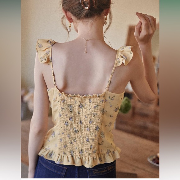Simple Retro Floral Top - Picture 6 of 7